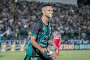 Maringá anuncia retorno do meia Serginho por empréstimo