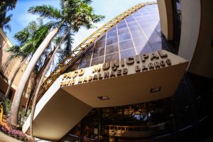 Prefeitura de Maringá quer instituir medalha para pessoas que pratiquem atos em defesa das mulheres