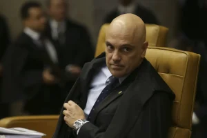 STF dá 48h para tribunais explicarem pagamentos acima do limite a juiz