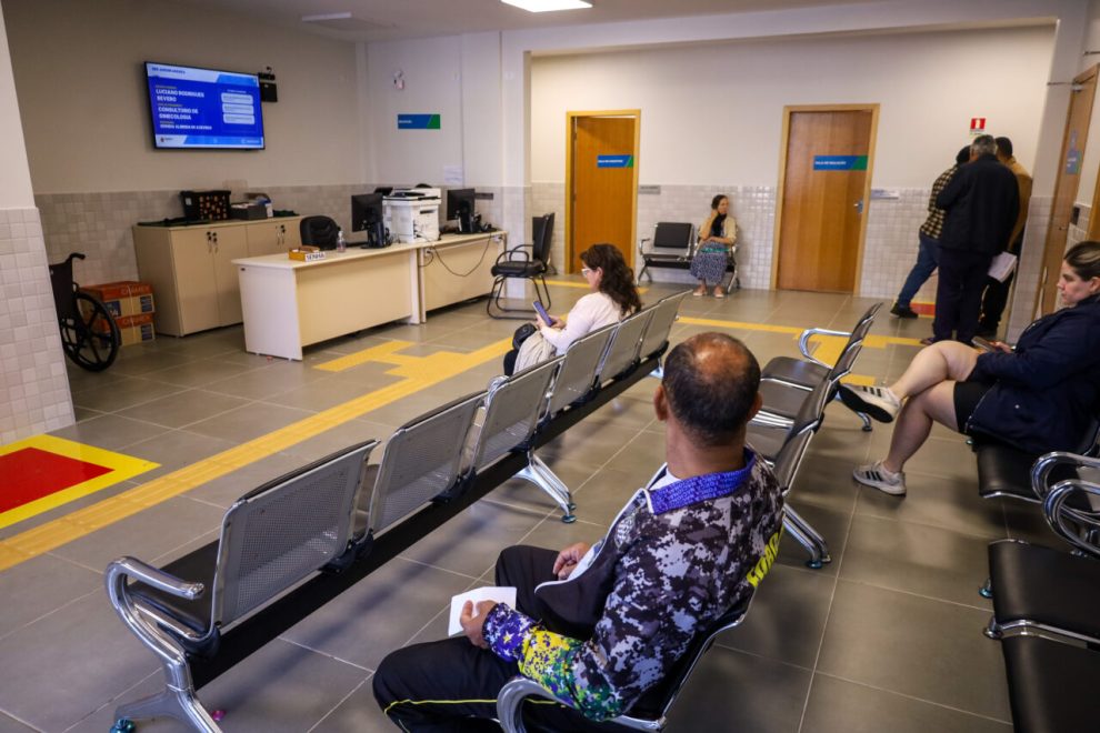 Três em cada 10 pacientes não comparecem às consultas de saúde em Maringá