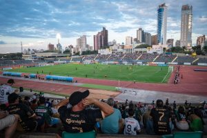 Começa a venda de ingressos para confronto decisivo entre Maringá FC e Barra pela Série C