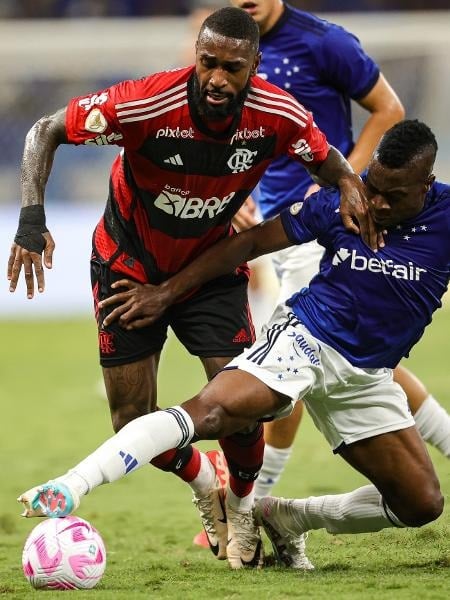 Flamengo vence o Cruzeiro por 2 a 1 e avança às quartas de final da Libertadores