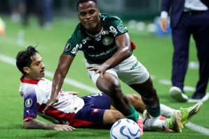 Palmeiras vence e avança; Atlético-MG empata e também garante vaga