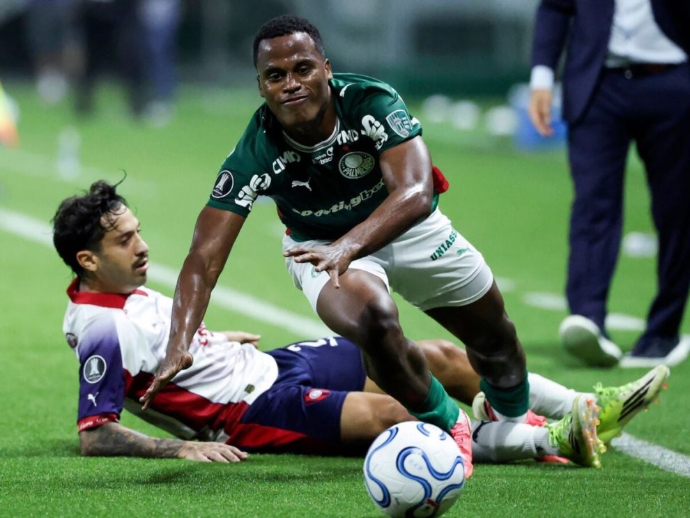 Palmeiras vence e avança; Atlético-MG empata e também garante vaga