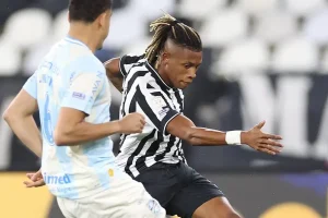 Botafogo vence o Grêmio por 3 a 2 em jogo atrasado do Brasileirão