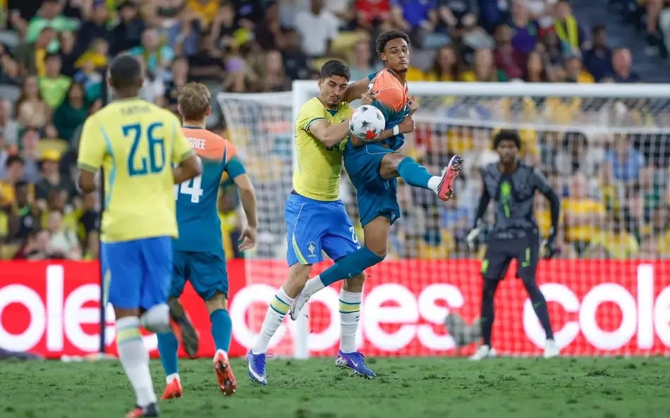 Brasil vence Austrália por 4 a 2 em amistoso movimentado