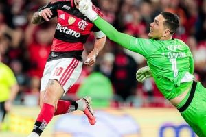 Flamengo empata com Independiente del Valle e avança à semifinal da Libertadores