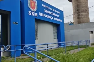 GCM prende dois suspeitos, apreende arma e drogas e recupera carro roubado em Maringá