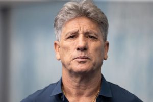 Grêmio demite Luís Castro e começa busca por novo treinador. Foco está em Renato Gaúcho