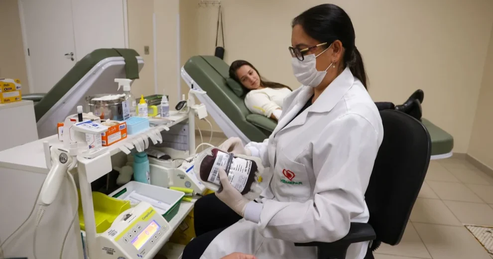 Hemepar reforça chamado para doações de sangue dos tipos O positivo e O negativo