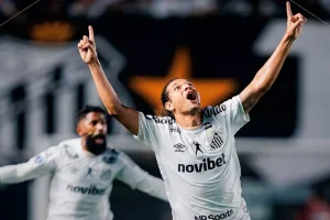 Santos vence Atlético-MG por 2 a 0 e fica perto da semifinal da Sul-Americana