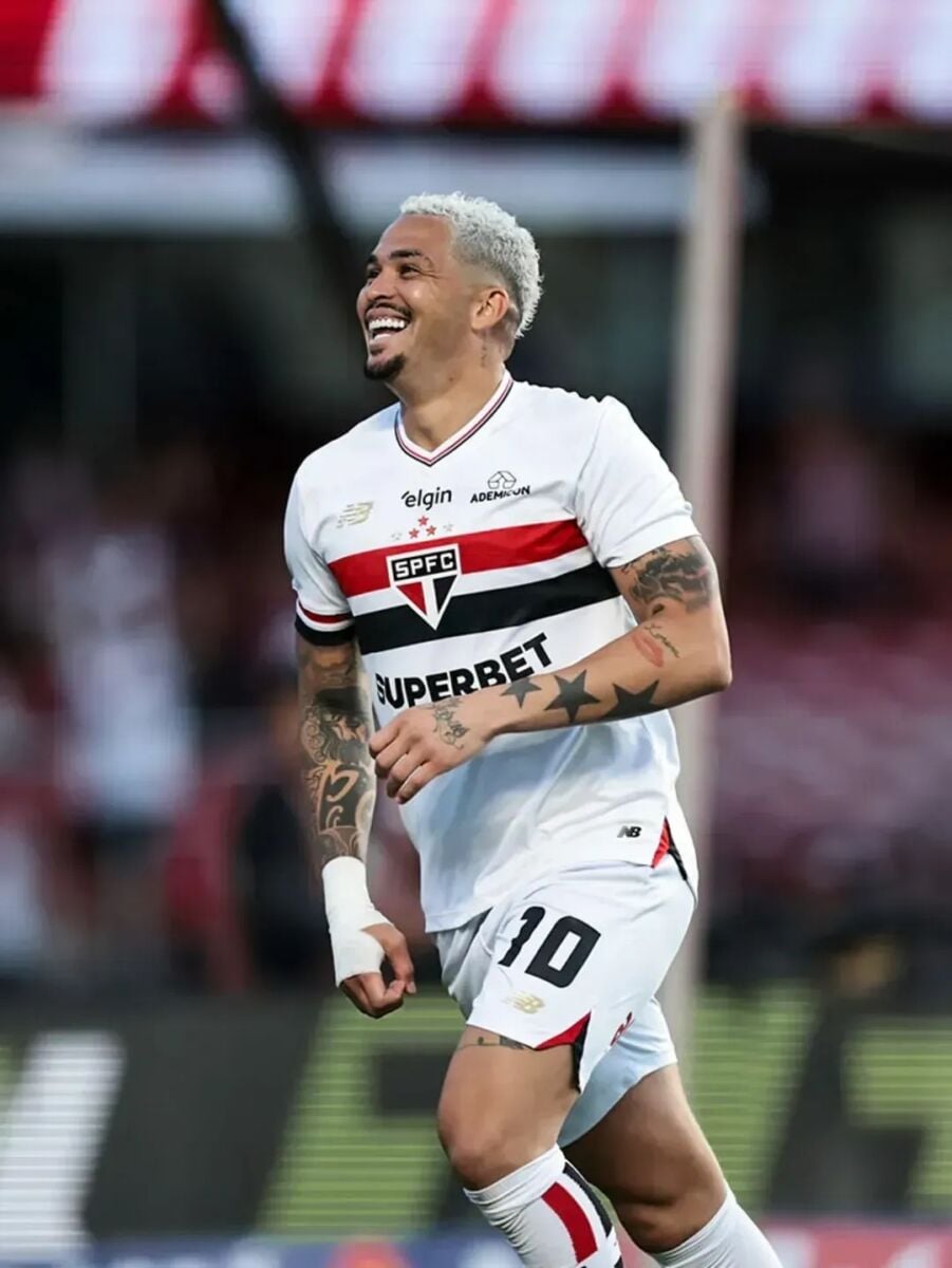 O que está em disputa nos dois jogos do Brasileirão deste sábado (10)